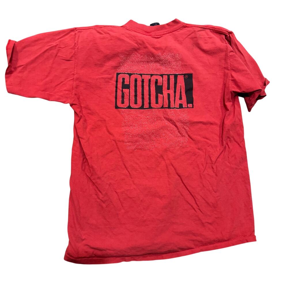 VINTAGE Gotcha Men’s Shirt XL Red Single Stitch Logo Surf Skater 90s USA